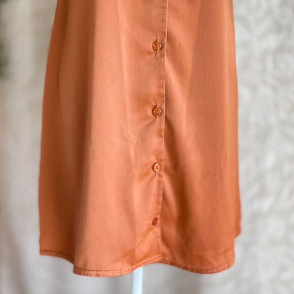 Nasty Gal Rust Orange Satin Shirt Dress Boho Glam Minimalist Whimsygoth Size 2‎ - Picture 4 of 8